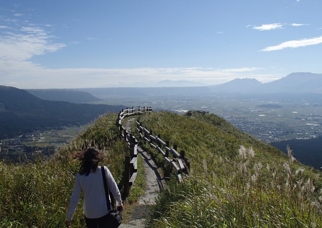walking on the caldera edge at Kitayama viewpoint,aso viewpoint explore kumamoto