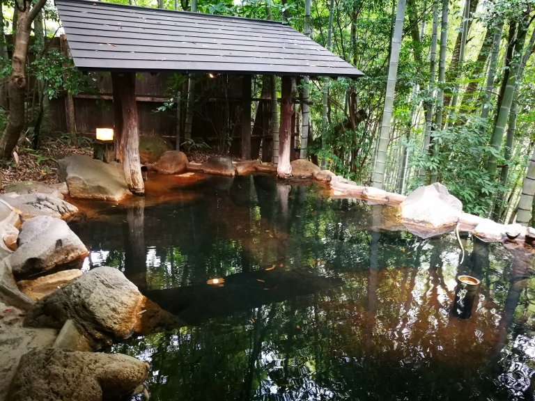 Fumoto ryokan, oguni, beautiful outside onsen surrounded by bamboo in Kumamoto,Kurokawa Onsen day trip