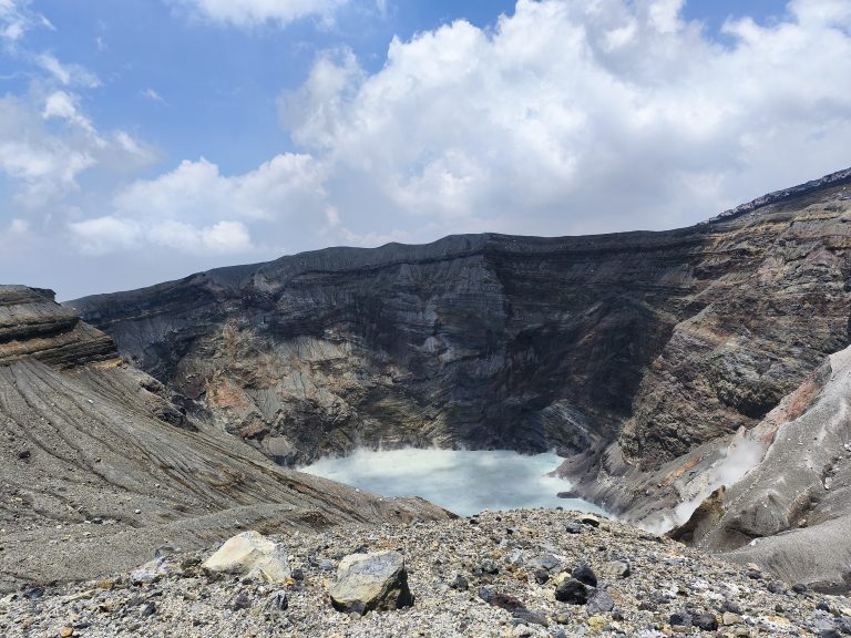 Aso volcano tour