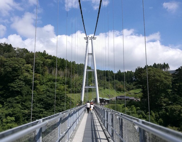 highest pedestrian bridge japan Kokonoe Yume Ohashi Kuju tour spot