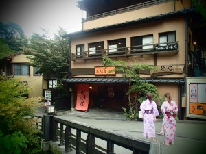 Yukata strolling 